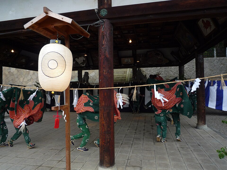 秋季高山祭的歷屆記錄照片,並非當屆活動現場。