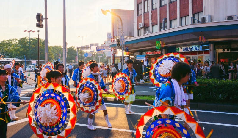 鳥取香香祭的歷屆記錄照片，並非當屆活動現場。